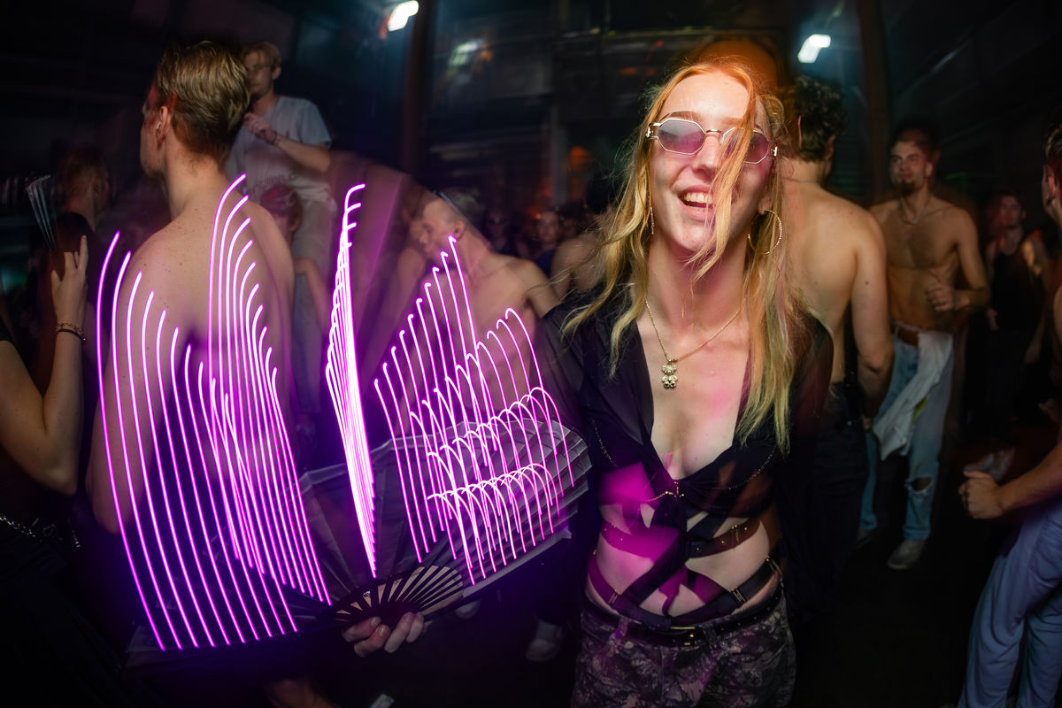 Loading... just a sec